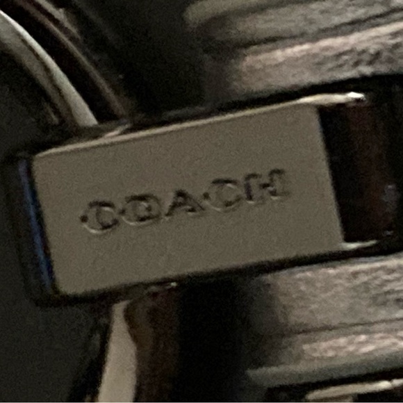 COACH Women's Elaine Metallic Gray Pebble Leather Flat Sandal Size 8. EUC - Picture 3 of 10